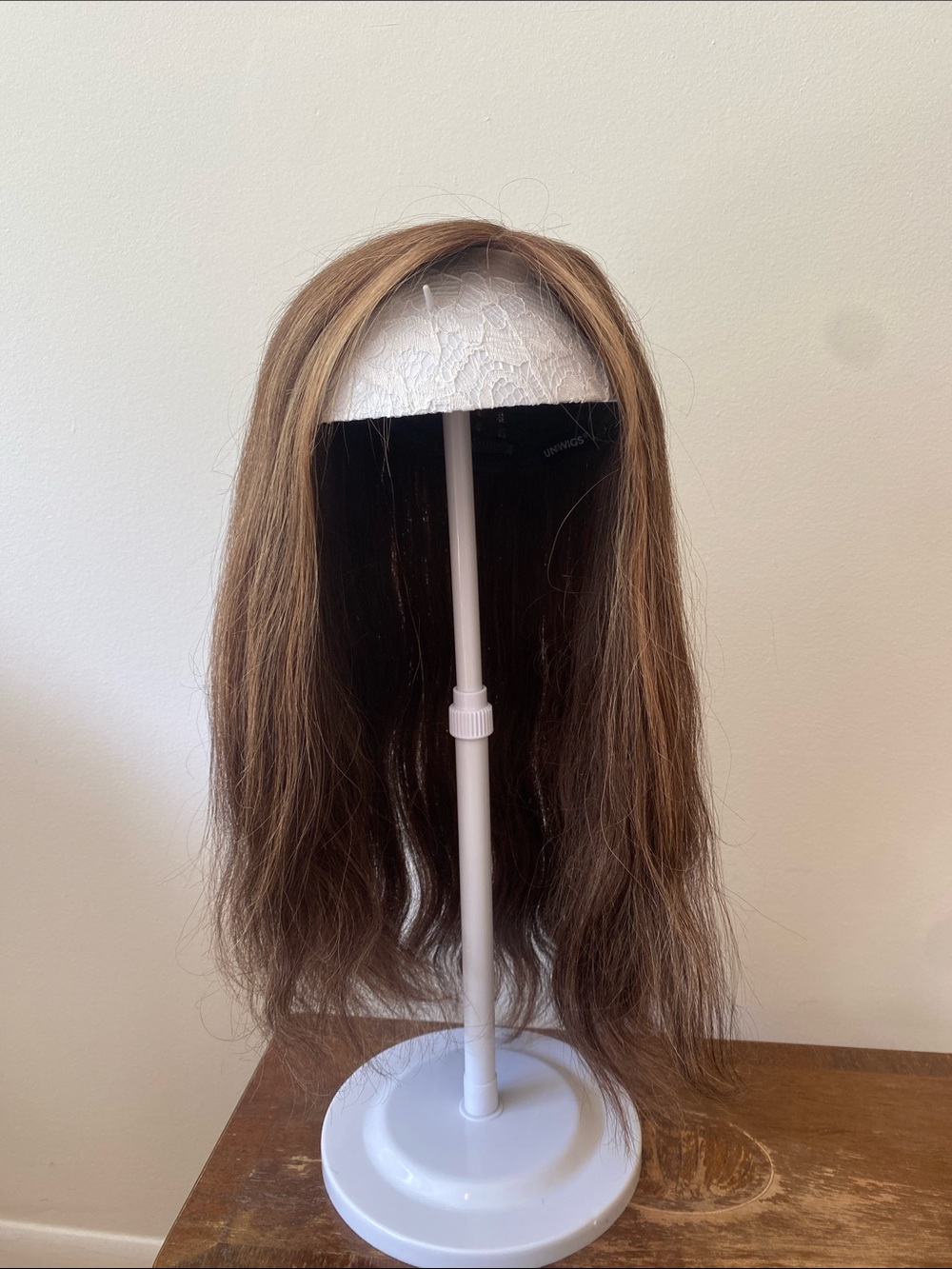 Uniwigs Courtney Human Hair Topper in Chocolate Caramel - Picture 2 of 6